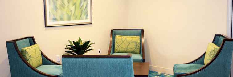 Lobi Holiday Inn Express & Suites HENDERSONVILLE SE - FLAT ROCK, an IHG Hotel