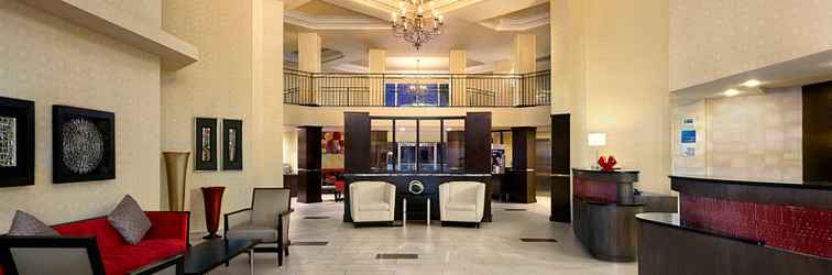 Lobby Holiday Inn Express & Suites NAPLES DOWNTOWN - 5TH AVENUE, an IHG Hotel