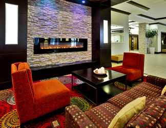 Lobby 2 Holiday Inn & Suites CHICAGO NORTHWEST - ELGIN, an IHG Hotel