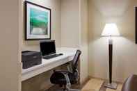 Functional Hall Candlewood Suites DICKINSON