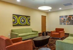로비 7 Holiday Inn Express & Suites FORT LAUDERDALE AIRPORT SOUTH by IHG, an IHG Hotel