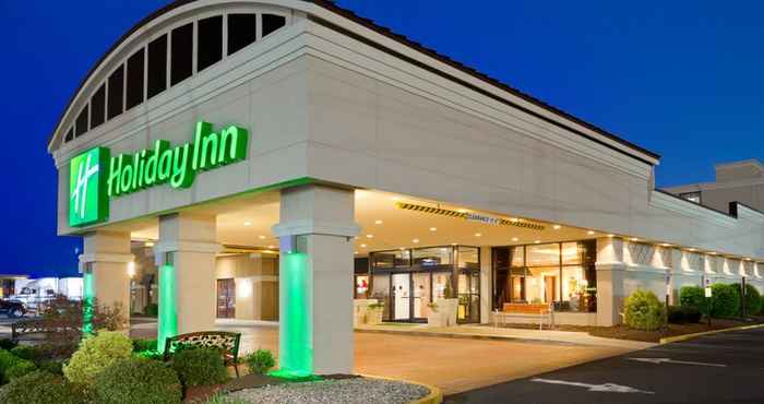 ภายนอกอาคาร Holiday Inn SOUTH PLAINFIELD-PISCATAWAY, an IHG Hotel