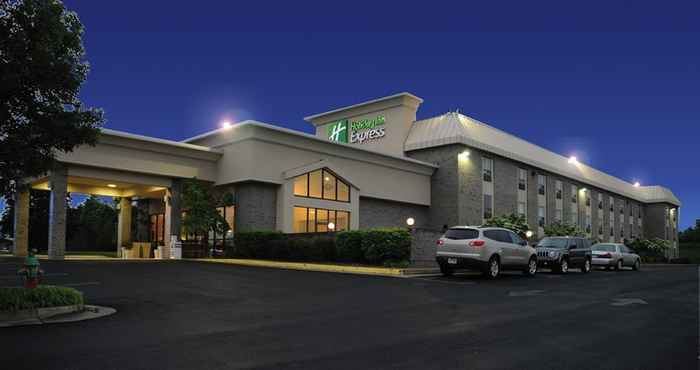 Exterior Holiday Inn Express WINCHESTER SOUTH STEPHENS CITY, an IHG Hotel