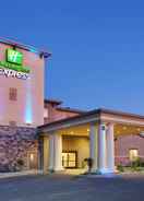 EXTERIOR_BUILDING Holiday Inn Express Hotel & Suites Lodi, an IHG Hotel