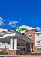 EXTERIOR_BUILDING Holiday Inn Express Hotel & Suites Charlotte, an IHG Hotel