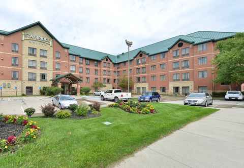 Exterior Staybridge Suites WEST DES MOINES, an IHG Hotel