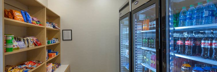 ล็อบบี้ Holiday Inn Express & Suites SEATTLE SOUTH - TUKWILA by IHG, an IHG Hotel