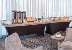 Restaurant 2 Crowne Plaza BOSTON - WOBURN by IHG, an IHG Hotel