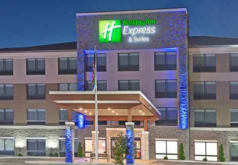 Luar Bangunan Holiday Inn Express & Suites UNIONTOWN, an IHG Hotel