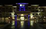 Luar Bangunan 2 Holiday Inn Express & Suites GOLDSBORO - BASE AREA, an IHG Hotel