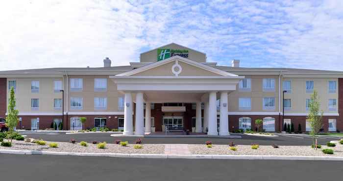 Bangunan Holiday Inn Express & Suites IRONTON, an IHG Hotel