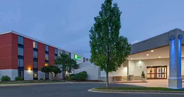 Bangunan Holiday Inn Express WILKESBORO, an IHG Hotel