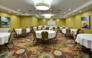 Ruangan Fungsional 6 Holiday Inn Express WILKESBORO, an IHG Hotel