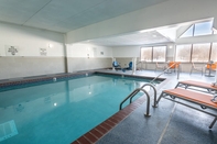 Swimming Pool Holiday Inn Express & Suites COON RAPIDS-BLAINE AREA, an IHG Hotel