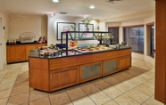 Restoran 3 Staybridge Suites SAVANNAH AIRPORT - POOLER, an IHG Hotel