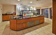 Restaurant 3 Staybridge Suites SAVANNAH AIRPORT - POOLER, an IHG Hotel