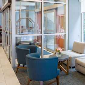 Lobby Seating Area1Holiday Inn Express NYC CHELSEA - NOMAD AREA by IHG, an IHG Hotel,纽约市飯店