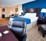 ห้องนอน 5 Holiday Inn Express & Suites FORT PIERCE WEST, an IHG Hotel