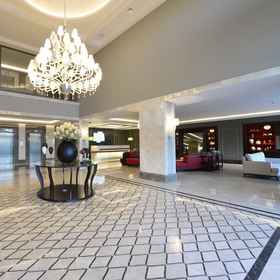 Hotel Lobby1Holiday Inn BURSA - CITY CENTRE by IHG, an IHG Hotel,奥斯曼加济飯店