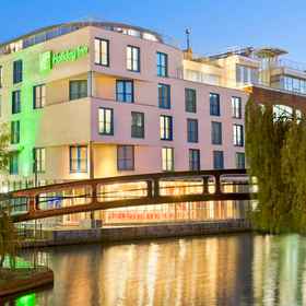Romantic Hotel Exterior and the Canal by night 1 Holiday Inn LONDON - CAMDEN LOCK, an IHG Hotel, Primrose Hill Hotels