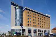 Others Holiday Inn Express LONDON - NEWBURY PARK, an IHG Hotel