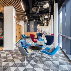 Hotel Lobby 1 Holiday Inn Express BIRMINGHAM - CITY CENTRE by IHG, an IHG Hotel, Library of Birmingham Hotels