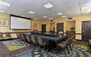 Functional Hall 4 Holiday Inn Express ST PAUL S - INVER GROVE HGTS, an IHG Hotel