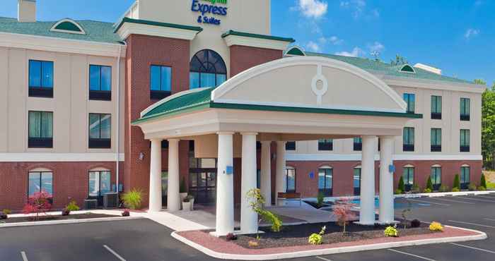 Luar Bangunan Holiday Inn Express & Suites WHITE HAVEN - POCONOS, an IHG Hotel