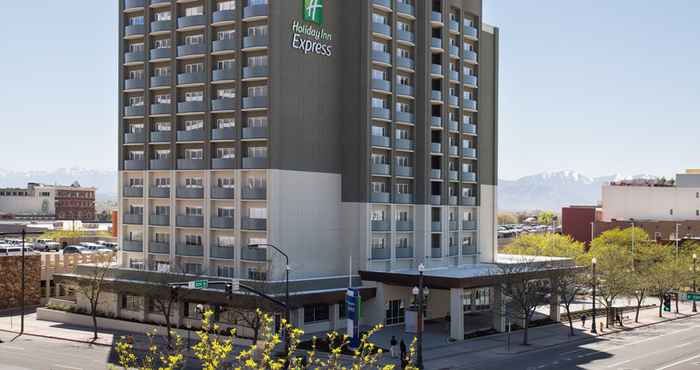 Bangunan Holiday Inn Express SALT LAKE CITY DOWNTOWN, an IHG Hotel