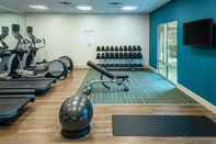 Fitness Center Holiday Inn Express & Suites MEDFORD, an IHG Hotel