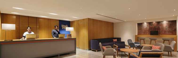 Lobi Holiday Inn Express BENGALURU YESHWANTPUR, an IHG Hotel