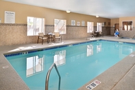 Swimming Pool Holiday Inn Express ALBUQUERQUE N - BERNALILLO, an IHG Hotel