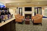 Lobi Holiday Inn Express & Suites NEWBERRY, an IHG Hotel