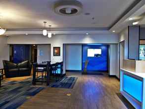 Lobby 4 Holiday Inn Express & Suites MIAMI, an IHG Hotel