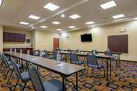 Functional Hall Holiday Inn Express & Suites LAFAYETTE EAST, an IHG Hotel