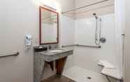 In-room Bathroom 3 Candlewood Suites BURLINGTON