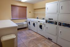 住宿服務 Candlewood Suites BUFFALO AMHERST by IHG