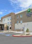 EXTERIOR_BUILDING Holiday Inn Express & Suites WILLIAMS, an IHG Hotel