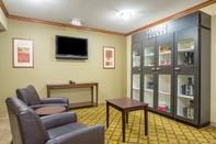 Lobby Candlewood Suites NOGALES