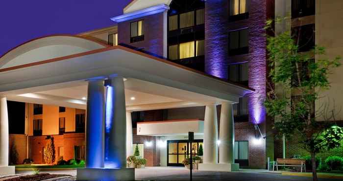 ภายนอกอาคาร Holiday Inn Express & Suites CHESAPEAKE, an IHG Hotel