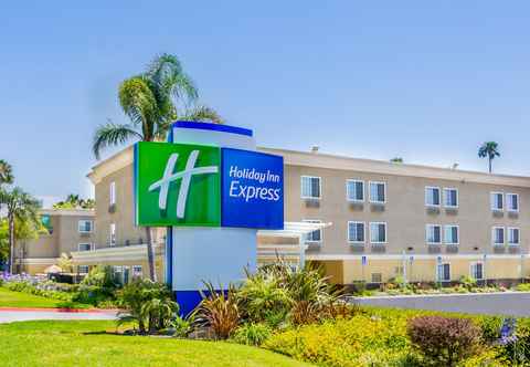 Exterior Holiday Inn Express SAN DIEGO SEAWORLD-BEACH AREA, an IHG Hotel