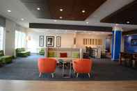 Lobi Holiday Inn Express & Suites CHARLOTTE NE - UNIVERSITY AREA, an IHG Hotel