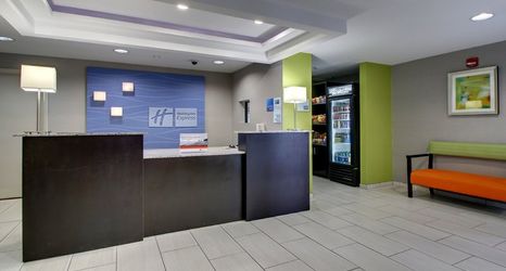 Lobby 2 Holiday Inn Express & Suites JACKSON DOWNTOWN - COLISEUM by IHG, an IHG Hotel