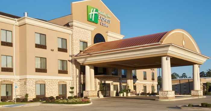 ภายนอกอาคาร Holiday Inn Express & Suites CENTER, an IHG Hotel