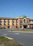 EXTERIOR_BUILDING Holiday Inn Express & Suites EXMORE - EASTERN SHORE, an IHG Hotel