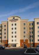 EXTERIOR_BUILDING Candlewood Suites NEWARK SOUTH - UNIVERSITY AREA