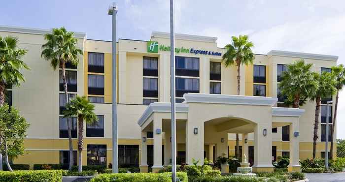 Exterior Holiday Inn Express & Suites KENDALL EAST - MIAMI, an IHG Hotel
