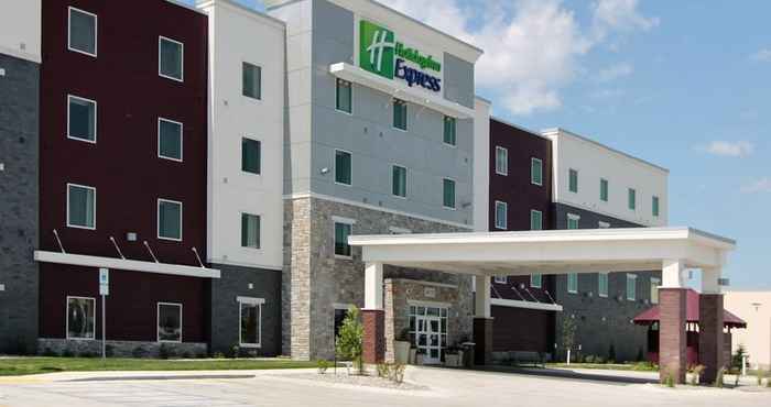 ภายนอกอาคาร Holiday Inn Express FARGO SW - I-94 MEDICAL CENTER, an IHG Hotel