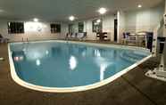 Swimming Pool 3 Holiday Inn Express & Suites EVANSVILLE NORTH, an IHG Hotel