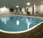 Swimming Pool 3 Holiday Inn Express & Suites EVANSVILLE NORTH, an IHG Hotel